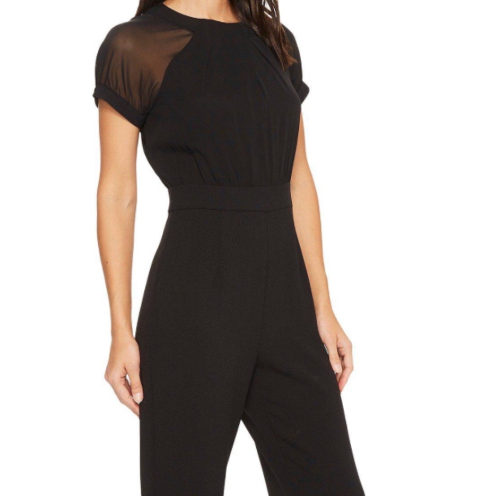 Vince Camuto Crepe Jumpsuit Size 2 in Black Brand New Never Worn with tags